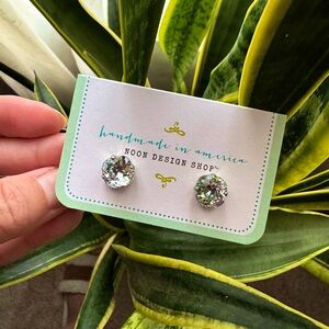 Noon Design Swarovski Earrings - Light Blue Studs